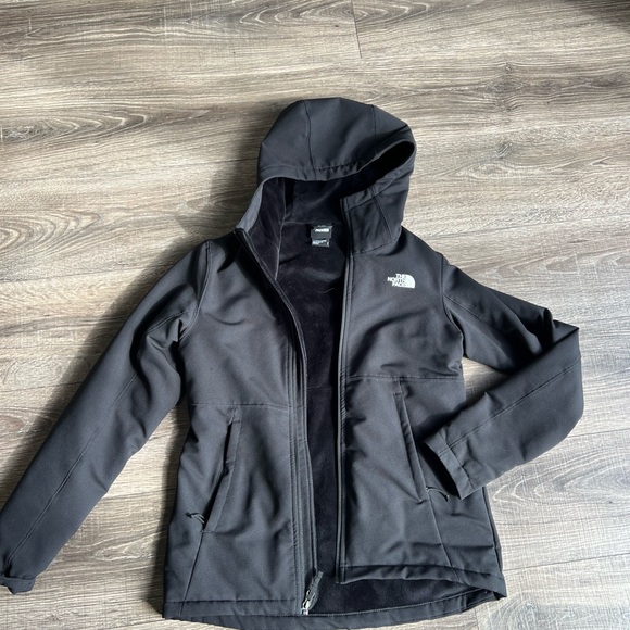 North face jacket - Picture 2 of 4